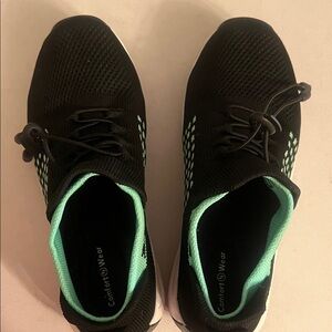 Comfort Wear Ortho Stretch Cushion Shoes Black and Green. Slip- ons